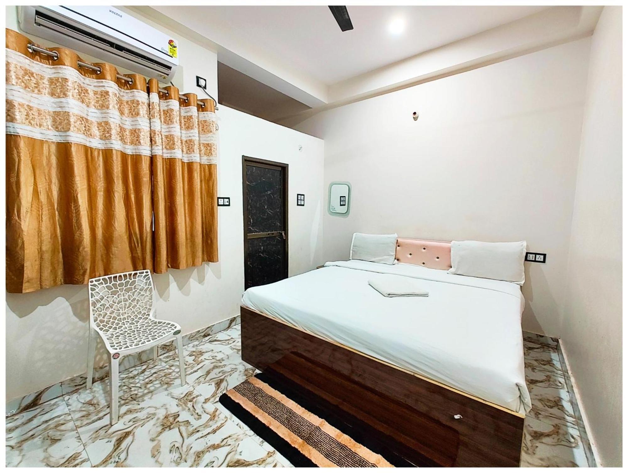 S S Palace - Ully Air Conditioned At Prime Location - Kashi Vishwanath Temple - Hygiene & Spacious Hotel 3*